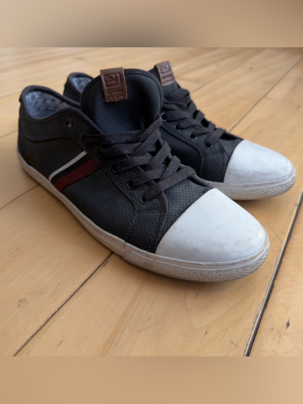 Men's Ben Sherman Black Low-Top Casual Sneakers with Red & White Stripe